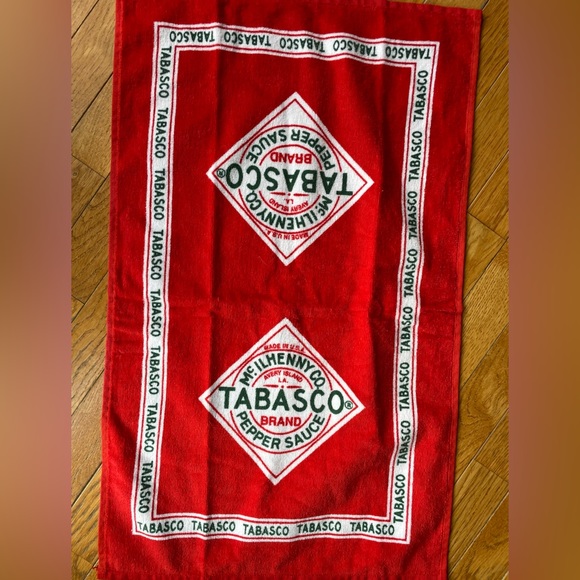 Tobasco brand‎ novelty hand towel - Picture 3 of 3